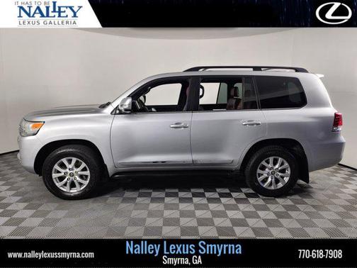2018 Toyota Land Cruiser Base