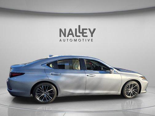 2022 Lexus ES 350 Base