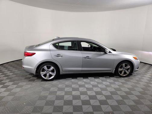 2015 Acura ILX 2.0L Technology