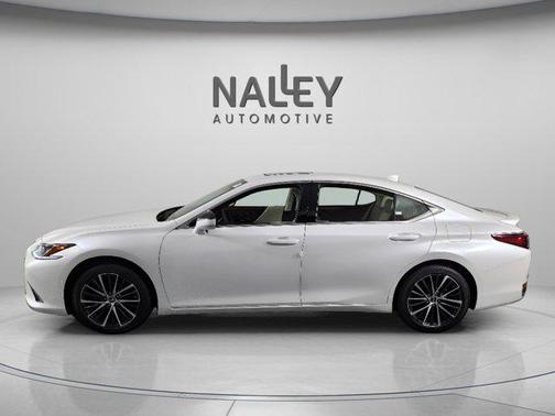 2025 Lexus ES 300h Base