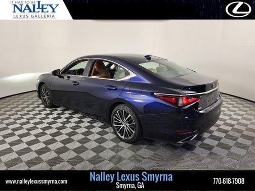 2022 Lexus ES 350 Base