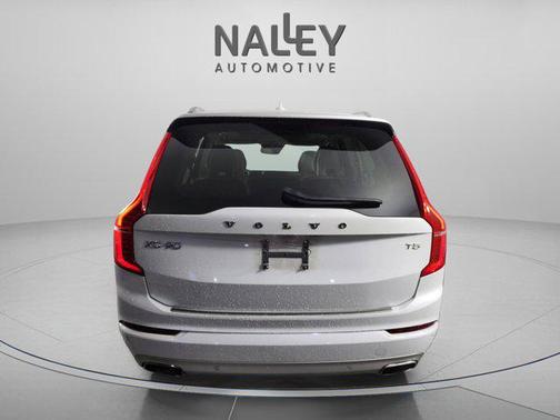 2020 Volvo XC90 T5 Momentum