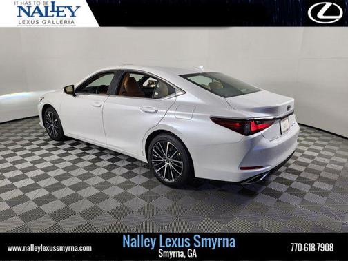 2025 Lexus ES 350 Base