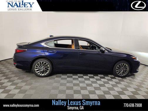 2025 Lexus ES 300h Luxury