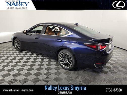 2025 Lexus ES 300h Luxury