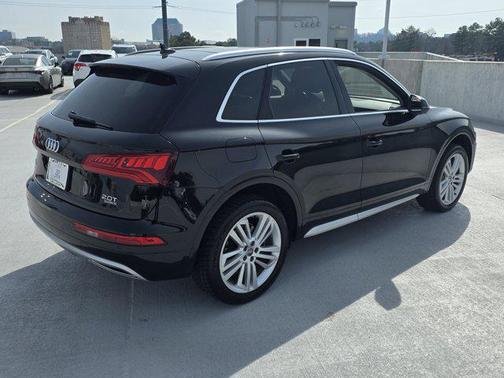 2018 Audi Q5 2.0T Prestige