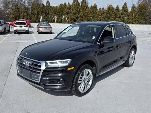 2018 Audi Q5 2.0T Prestige