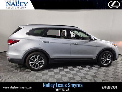 2018 Hyundai SANTA FE SE