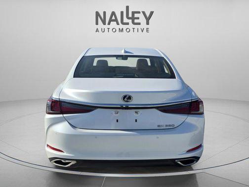 2025 Lexus ES 350 Base