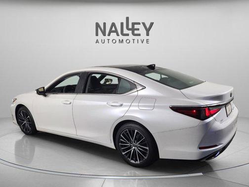 2022 Lexus ES 350 Base