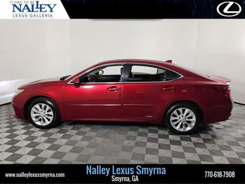 2015 Lexus ES 300h Base