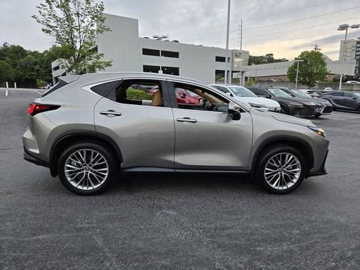 Atomic Silver 2025 Lexus NX 350 Premium