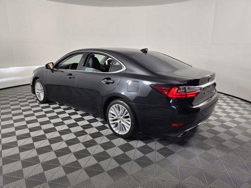 2016 Lexus ES 350 Base