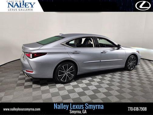 2022 Lexus ES 350 Base
