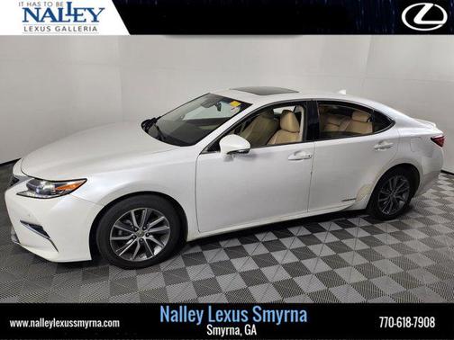 2016 Lexus ES 300h Base