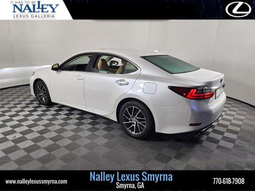 2017 Lexus ES 350 Base
