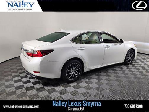 2017 Lexus ES 350 Base