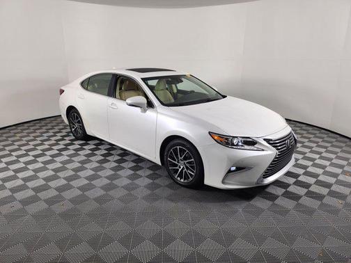 2017 Lexus ES 350 Base