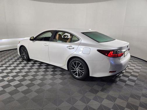 2017 Lexus ES 350 Base