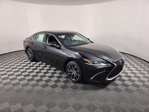 2025 Lexus ES 300h Base