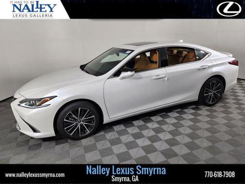 2025 Lexus ES 300h Base