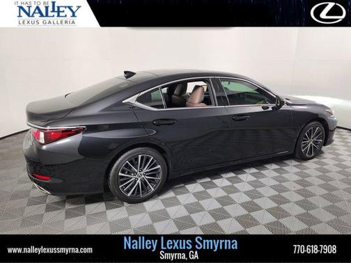 2022 Lexus ES 350 Base