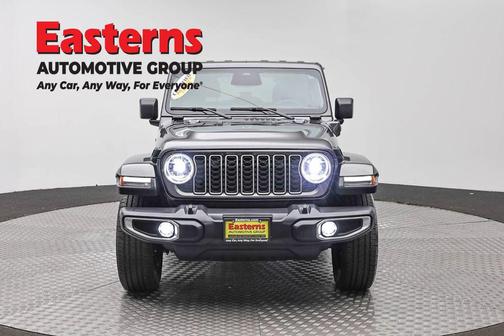 Granite Crystal Metallic Clearcoat 2025 Jeep Wrangler 4xe Sahara