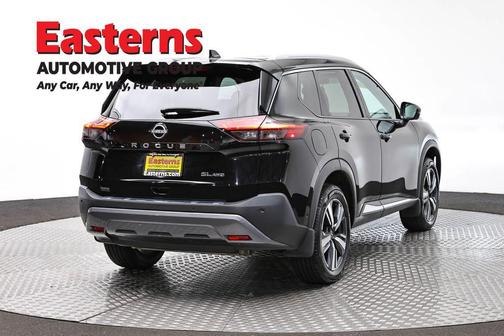 Super Black 2023 Nissan Rogue SL