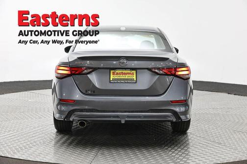 Gun Metallic 2021 Nissan Sentra SR