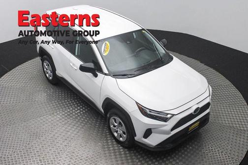 Ice 2024 Toyota RAV4 LE