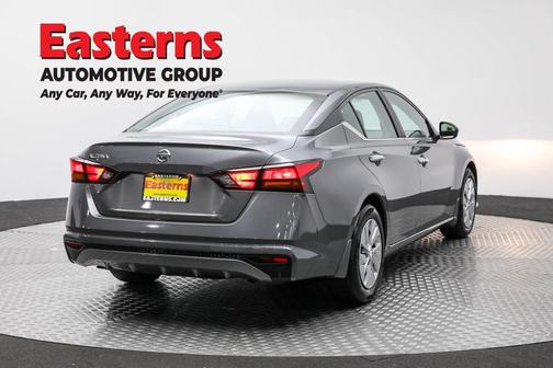 2022 Nissan Altima S FWD