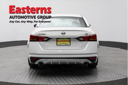 2020 Nissan Altima SR FWD