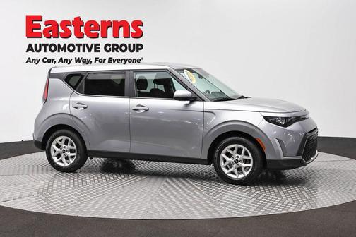 Steel Gray 2023 Kia Soul LX