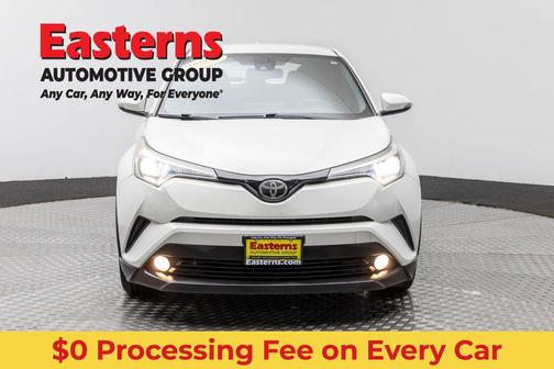 Blizzard Pearl 2018 Toyota C-HR XLE Premium