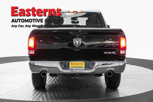 Diamond Black Crystal Pearlcoat 2024 RAM 1500 Tradesman