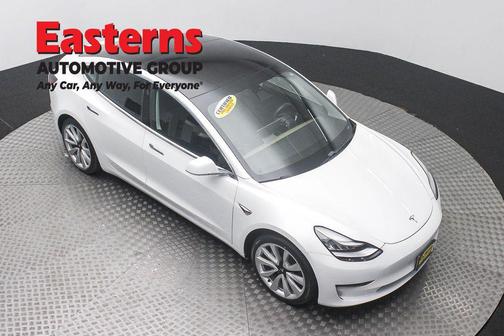 Pearl White Multi-Coat 2019 Tesla Model 3 Long Range