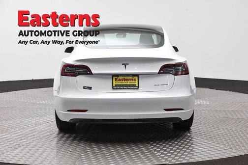 Pearl White Multi-Coat 2019 Tesla Model 3 Long Range