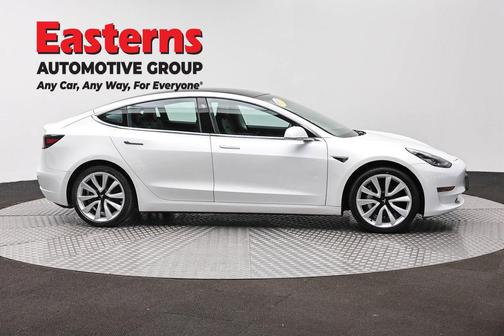 Pearl White Multi-Coat 2019 Tesla Model 3 Long Range