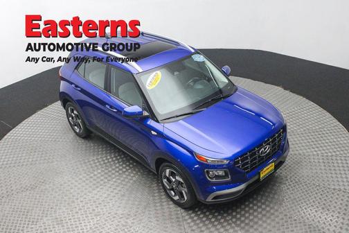 2023 Hyundai VENUE SEL