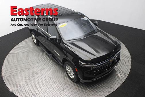 2023 Chevrolet Suburban LT