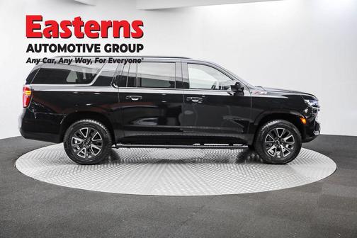 2023 Chevrolet Suburban 4WD Z71