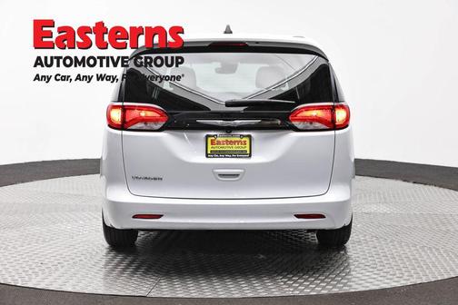 Bright White Clearcoat 2023 Chrysler Voyager LX