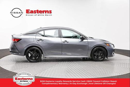 Gun Metallic/Super Black 2023 Nissan Sentra SR