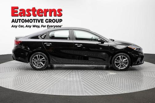 Aurora Black 2023 Kia Forte LXS