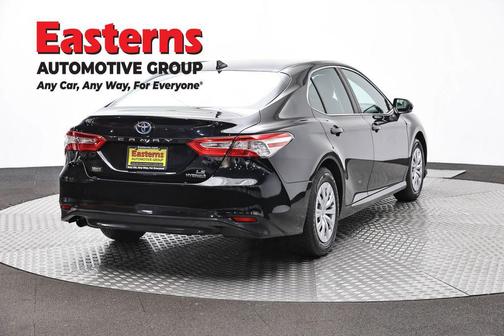 Midnight Black Metallic 2020 Toyota Camry LE