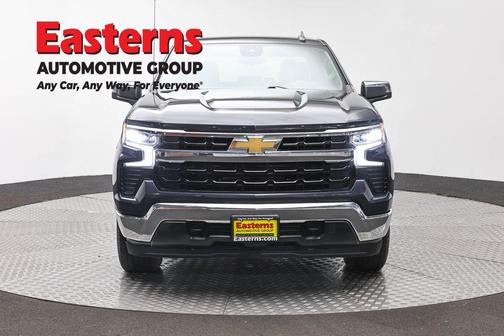 Dark Ash Metallic 2022 Chevrolet Silverado 1500 LT