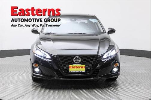 2022 Nissan Altima SR FWD