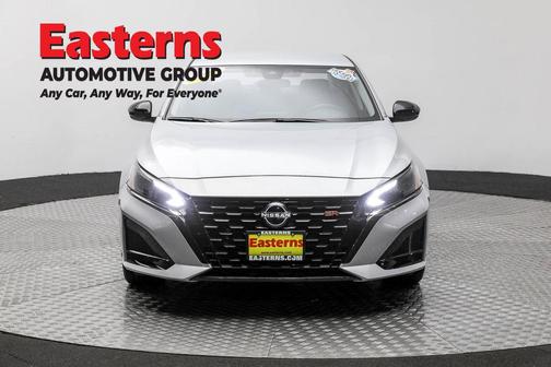 2023 Nissan Altima SR FWD