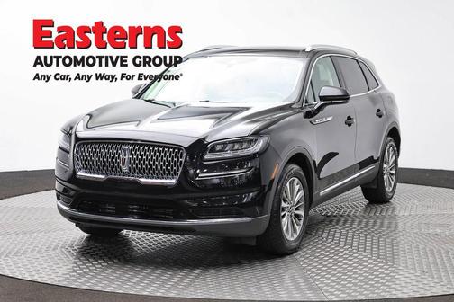 Infinite Black Metallic Clearcoat 2022 Lincoln Nautilus Standard
