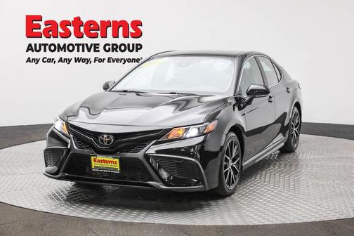 Midnight Black Metallic 2024 Toyota Camry SE